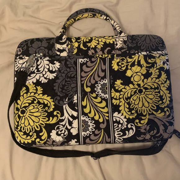 Vera Bradley Handbags - Vera Bradley Hard Laptop Case